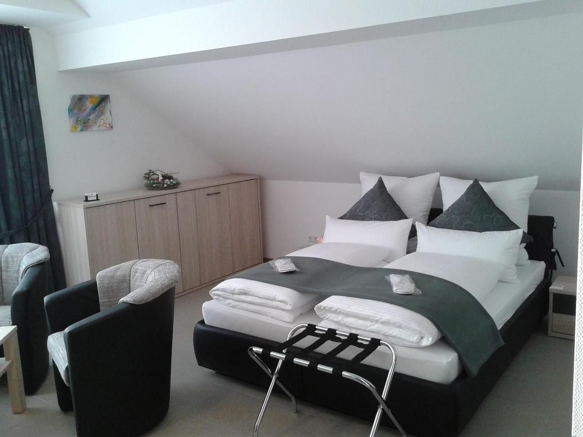 Dzt-Schwarzwaldhotel Garni Unterkirnach Cameră foto